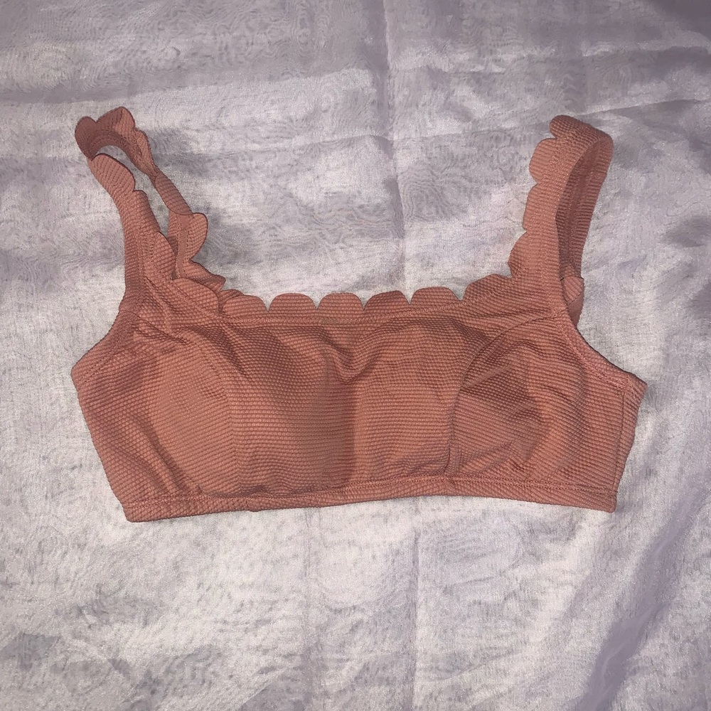 Pink bikini top